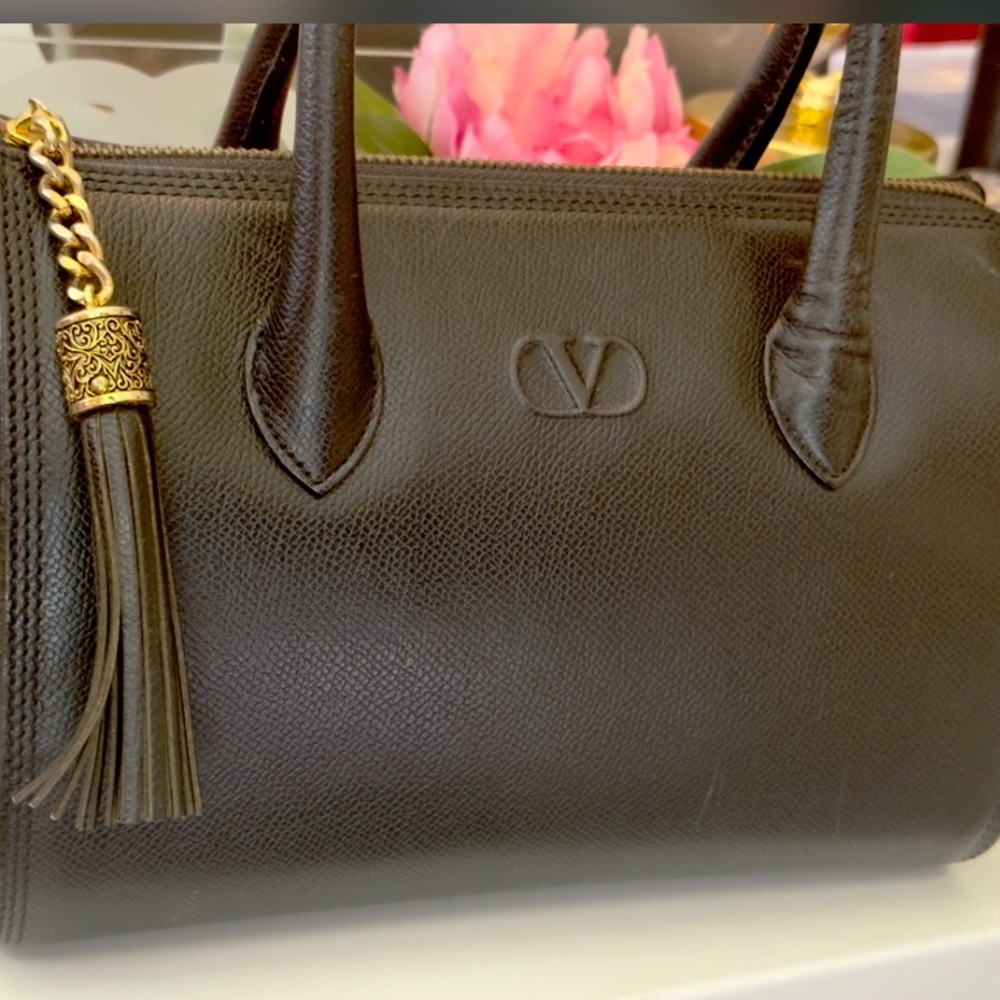 Valentino Garavani Black Leather Boston Bag - Picture 2 of 12